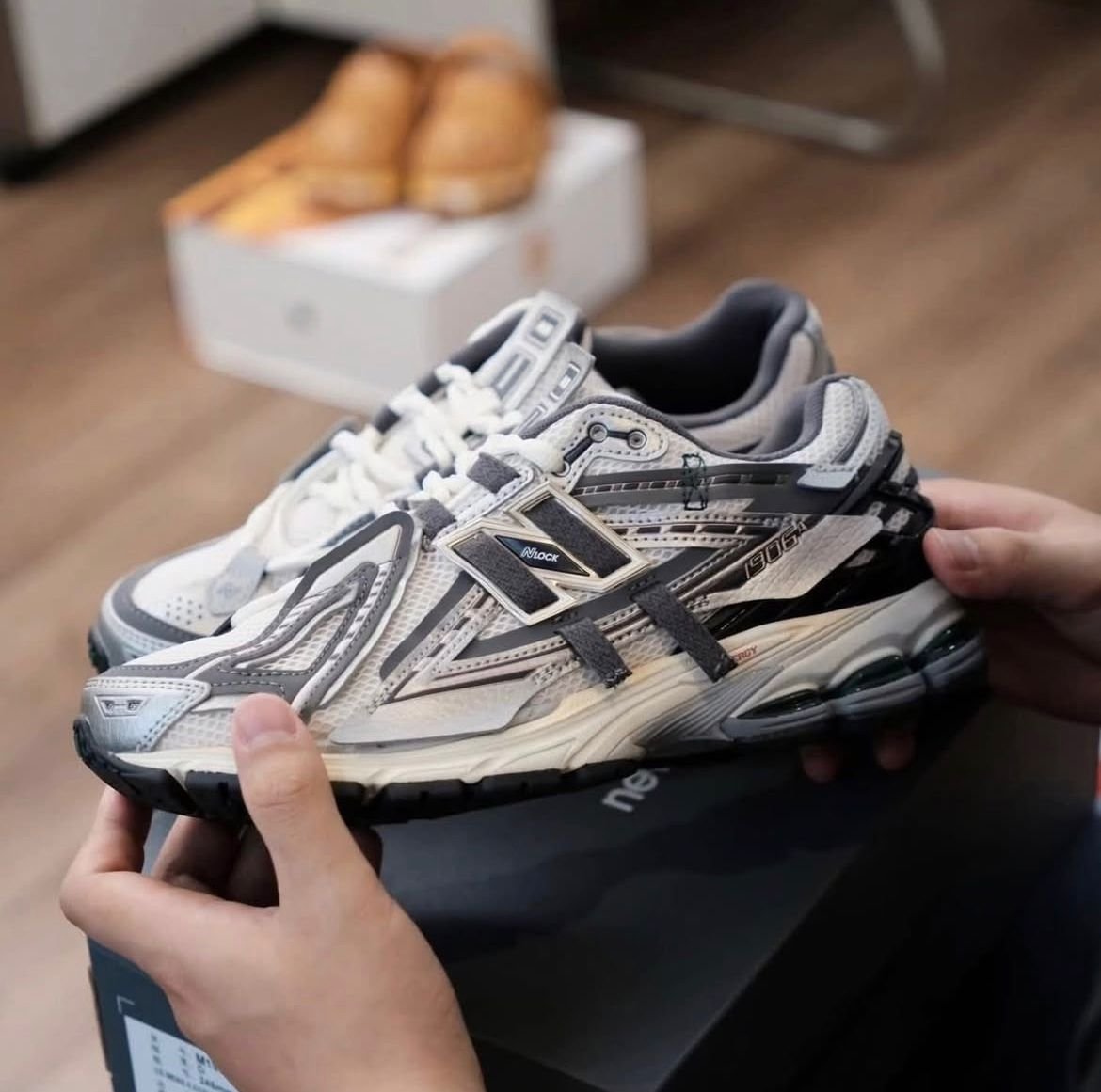 New Balance - Image 2