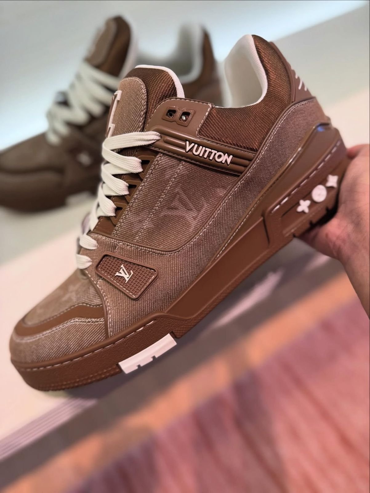 _*Louis Vuitton Trainer Brown Denim ( With All Accessories - Image 3