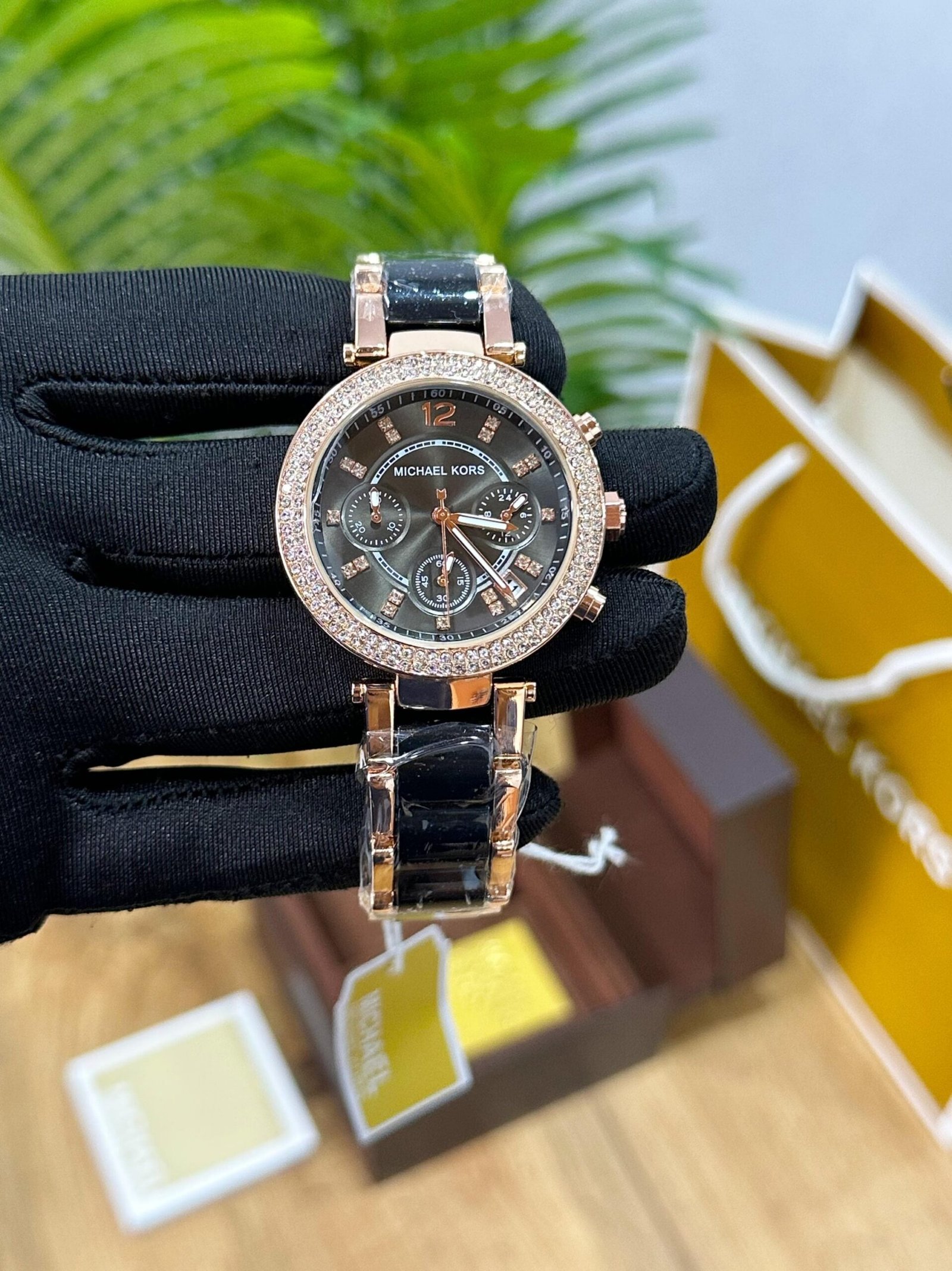 MICHEAL KORS PARKER FOR LADIES