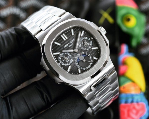 PATEK PHILIPPE AUTOMATIC CALENDAR EDITION PRIMIUM WATCH - Image 4