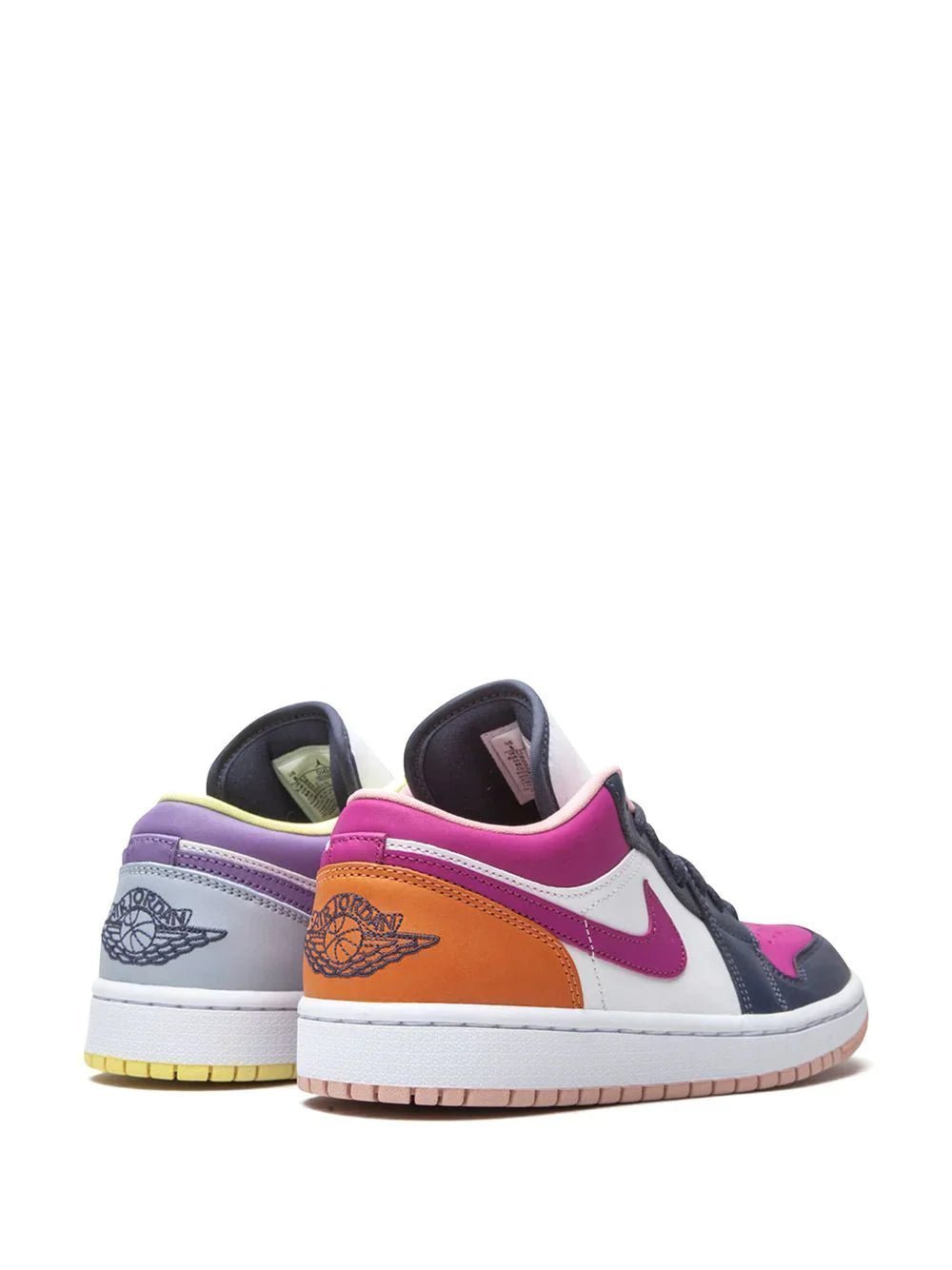 Nike Air jordan retro 1 low magenta - Image 3