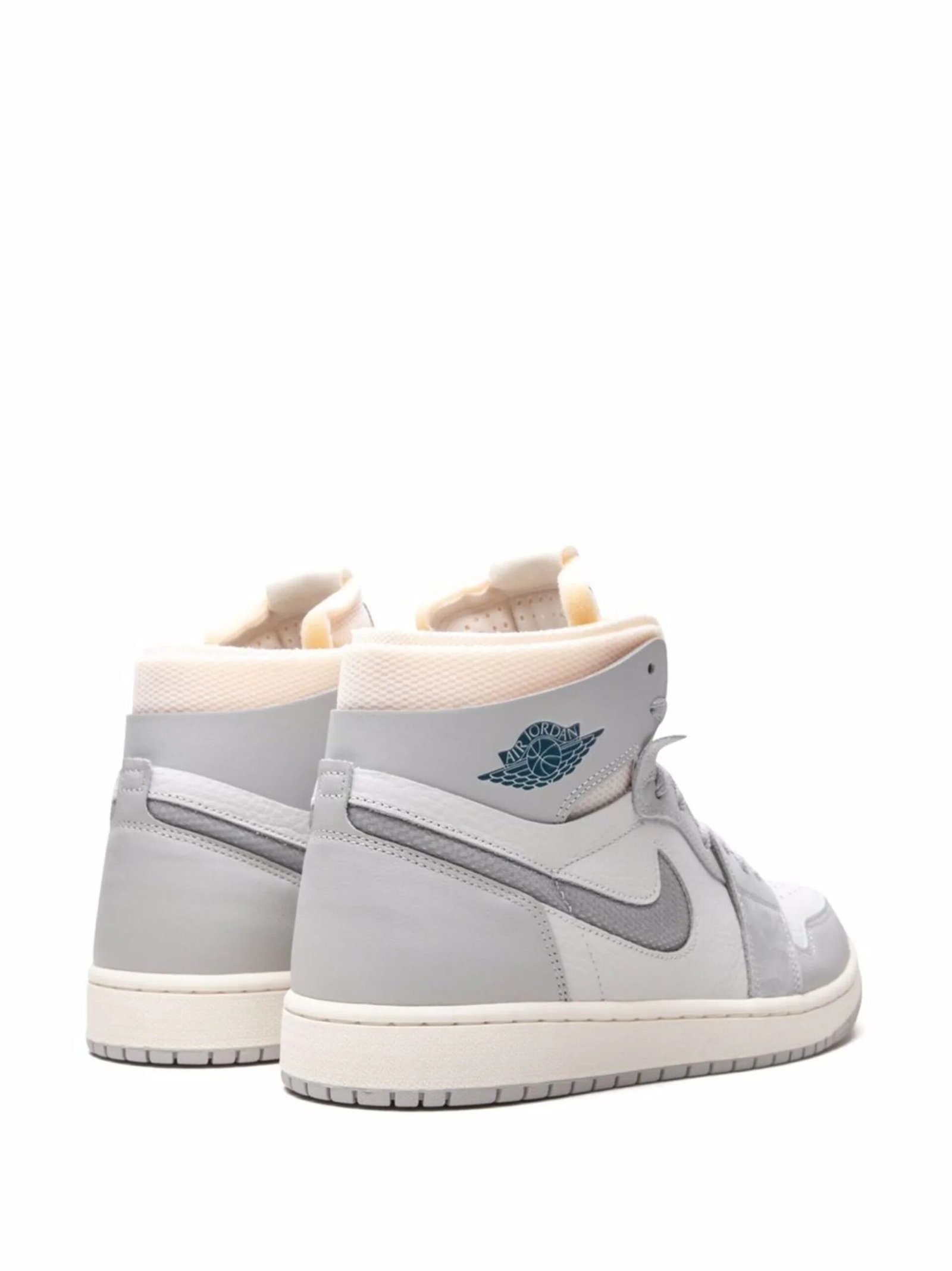 Jordan retro 1 high ZOOM CMFT LONDON - Image 3