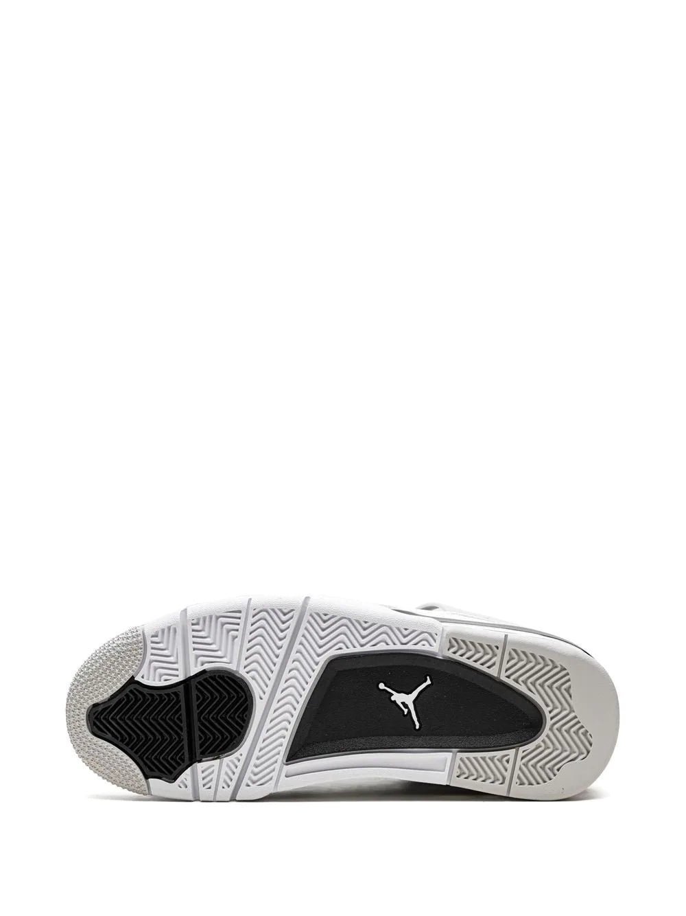 Air Jordan Retro 4 Military Black - Image 3
