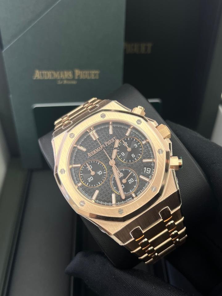 Audemars Piguet Royal Oak Chronograph - Image 2