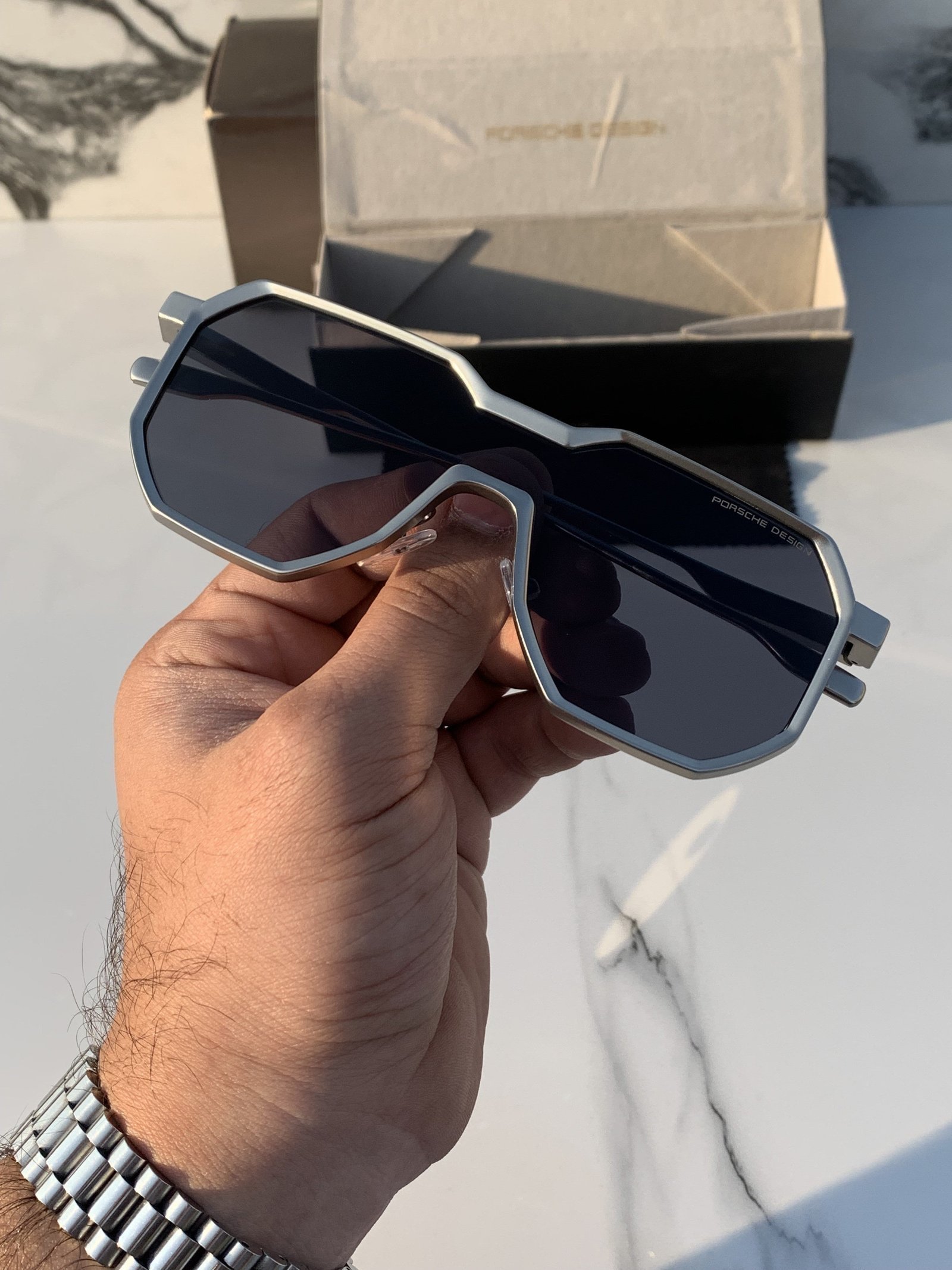 Branded design_98145_silver_black Sunglasses (With Original Kit) - Image 2