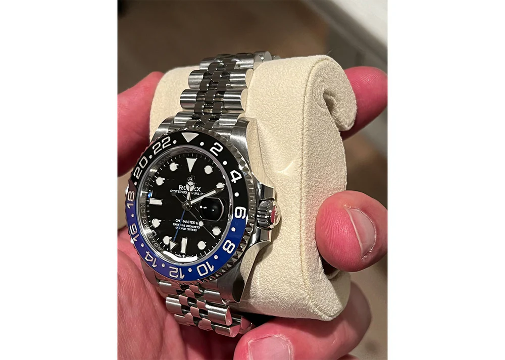 GMT-Master II blue and black Cerachrom bezel black dial Jubilee bracelet. - Image 5