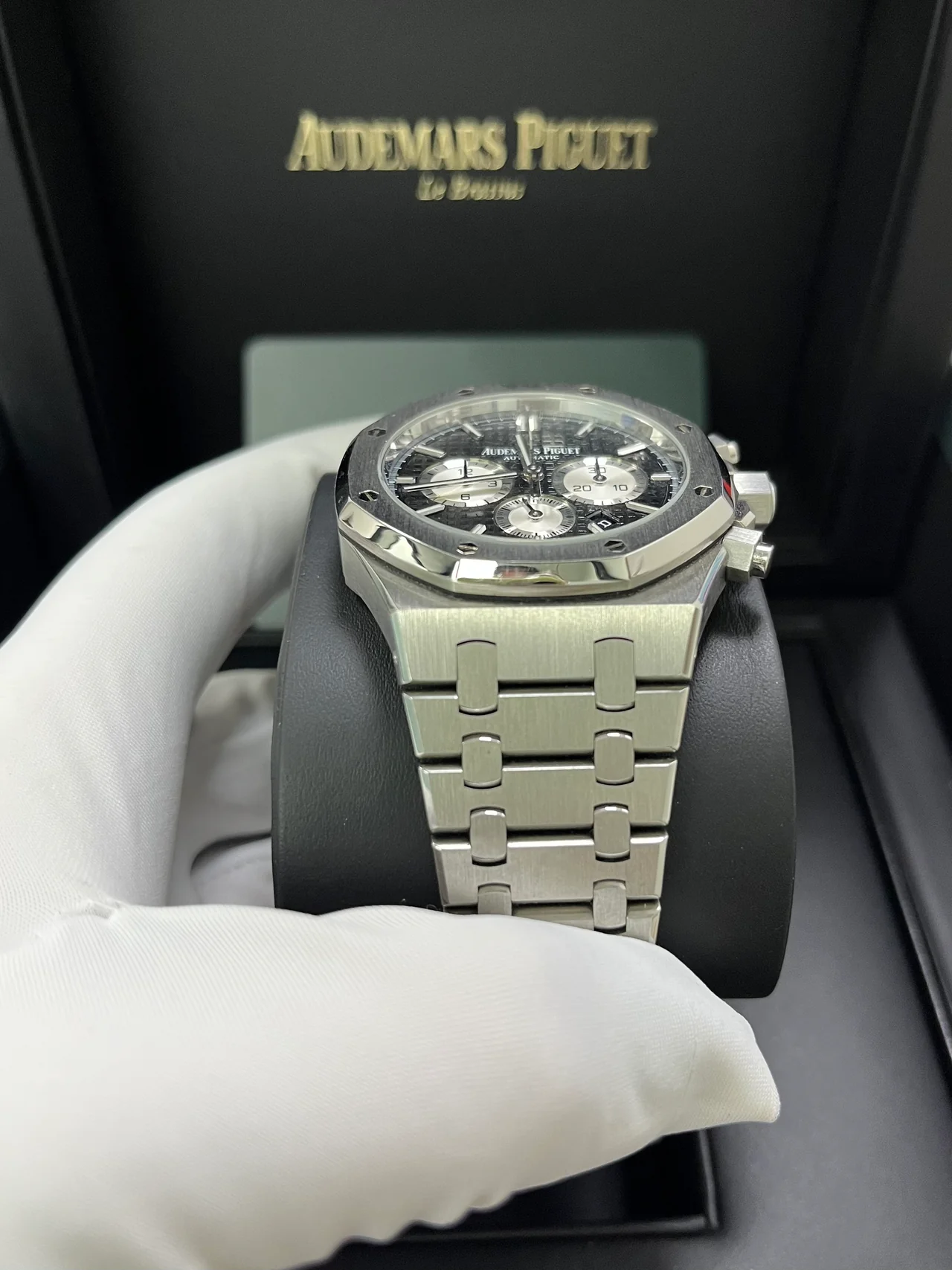 Audemars Piguet Royal Oak Chronograph - Image 7