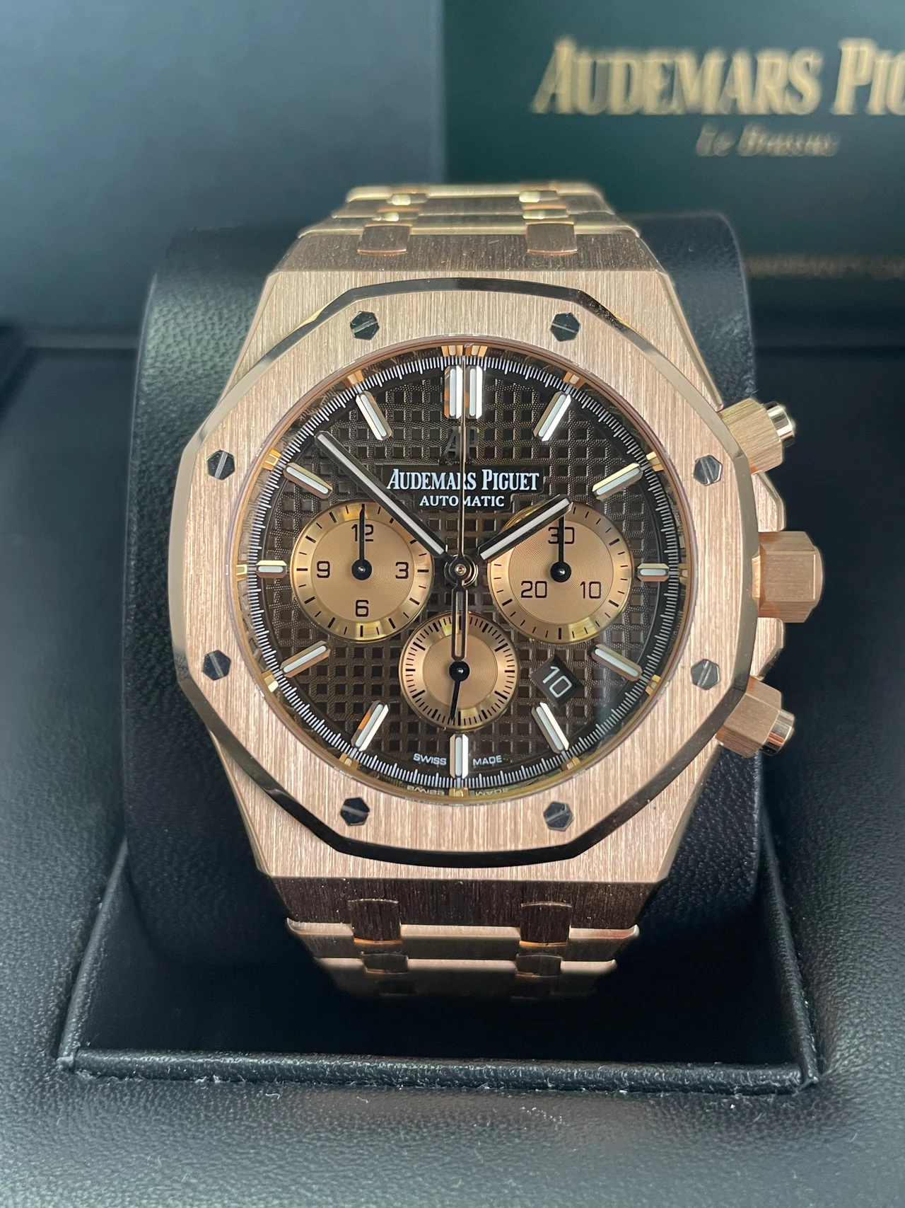Audemars Piguet Royal Oak Chronograph - Image 3