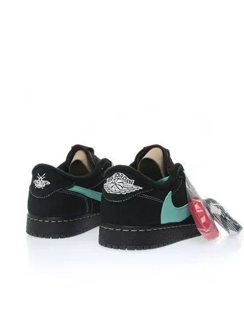 Air Jordan Retro 1 Traviss Scott Low Tiffany - Image 2